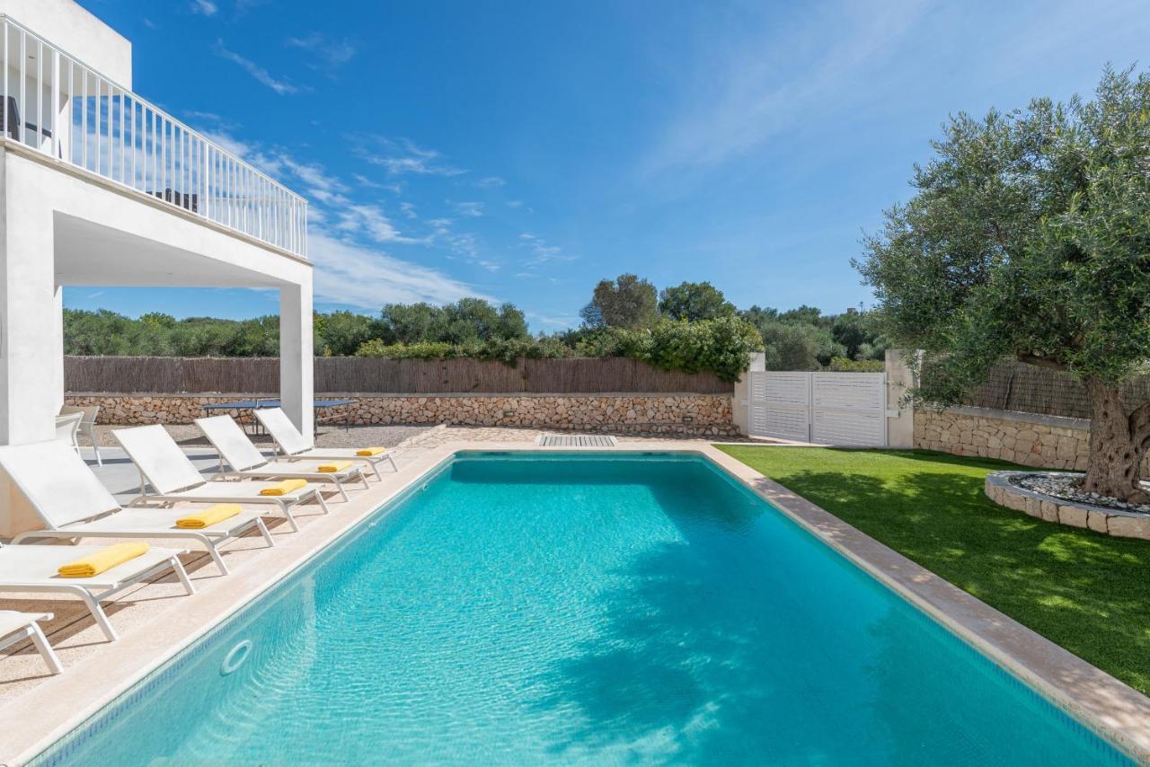 Stunning Villa Marianella Gris, Pool, Bbq, Ac, Free Wifi Cala d'Or  Luaran gambar