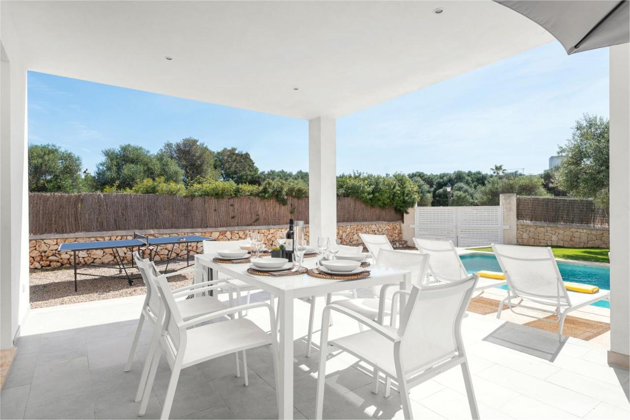 Stunning Villa Marianella Gris, Pool, Bbq, Ac, Free Wifi Cala d'Or  Luaran gambar